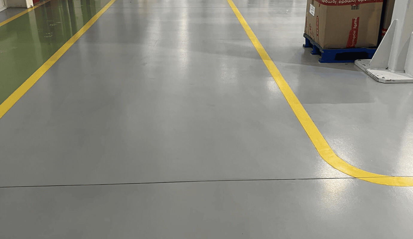 Какую краску выбрать для бетона: лучшая краска по бетону для пола