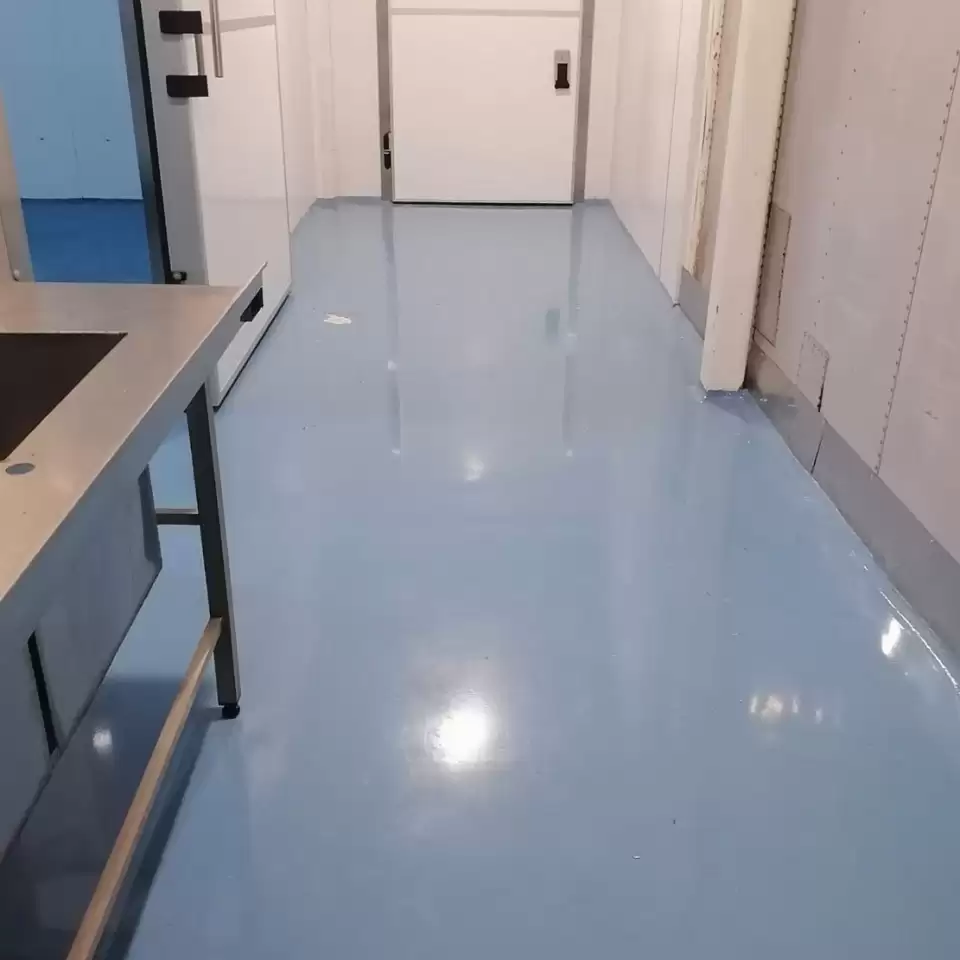 Холодильные и морозильные камеры