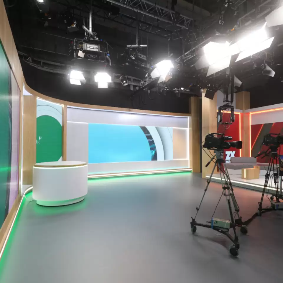 Административные и общественные здания